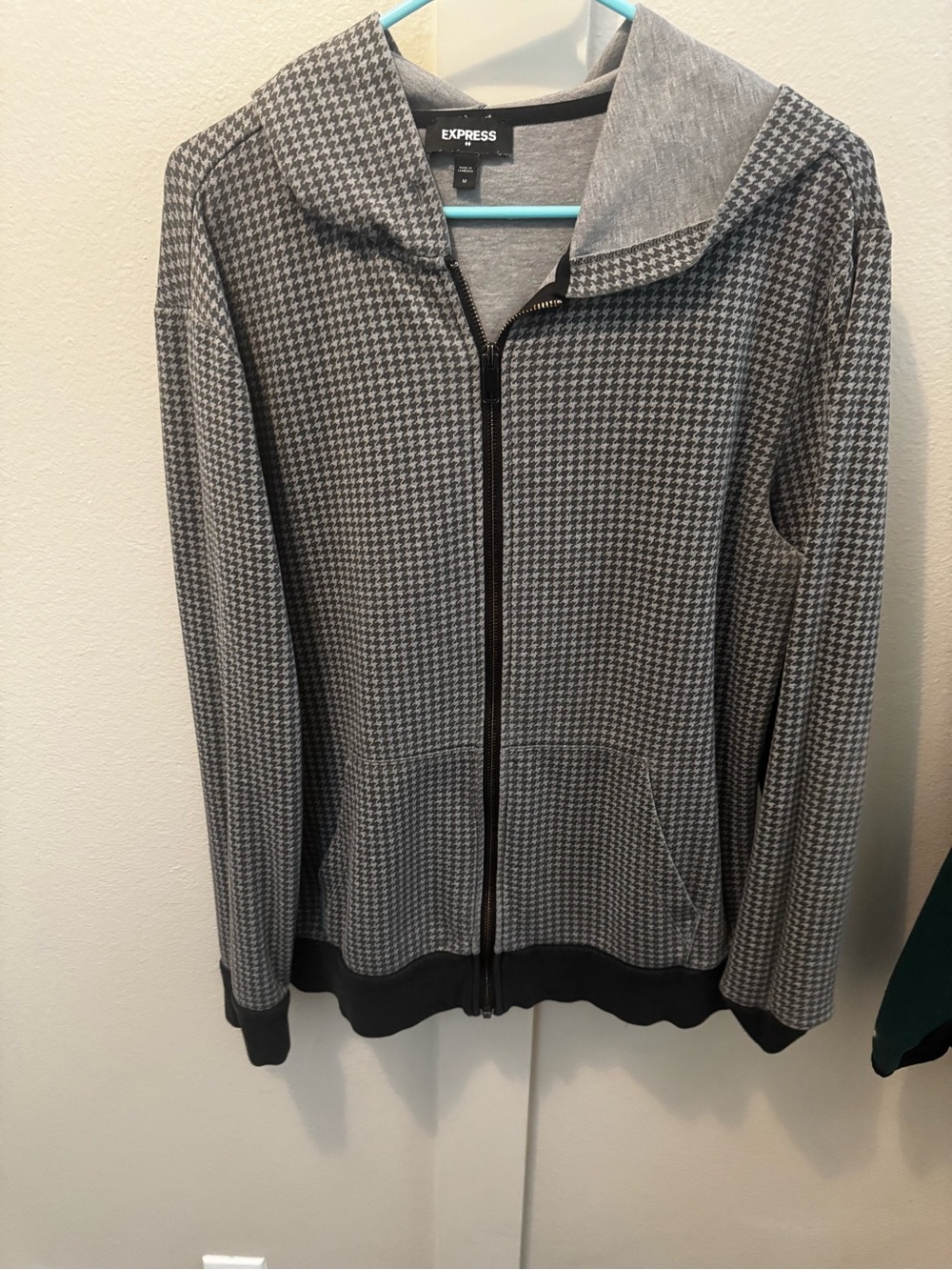 Express Men’s Grey Houndstooth Zip-Front Shirt Jacket